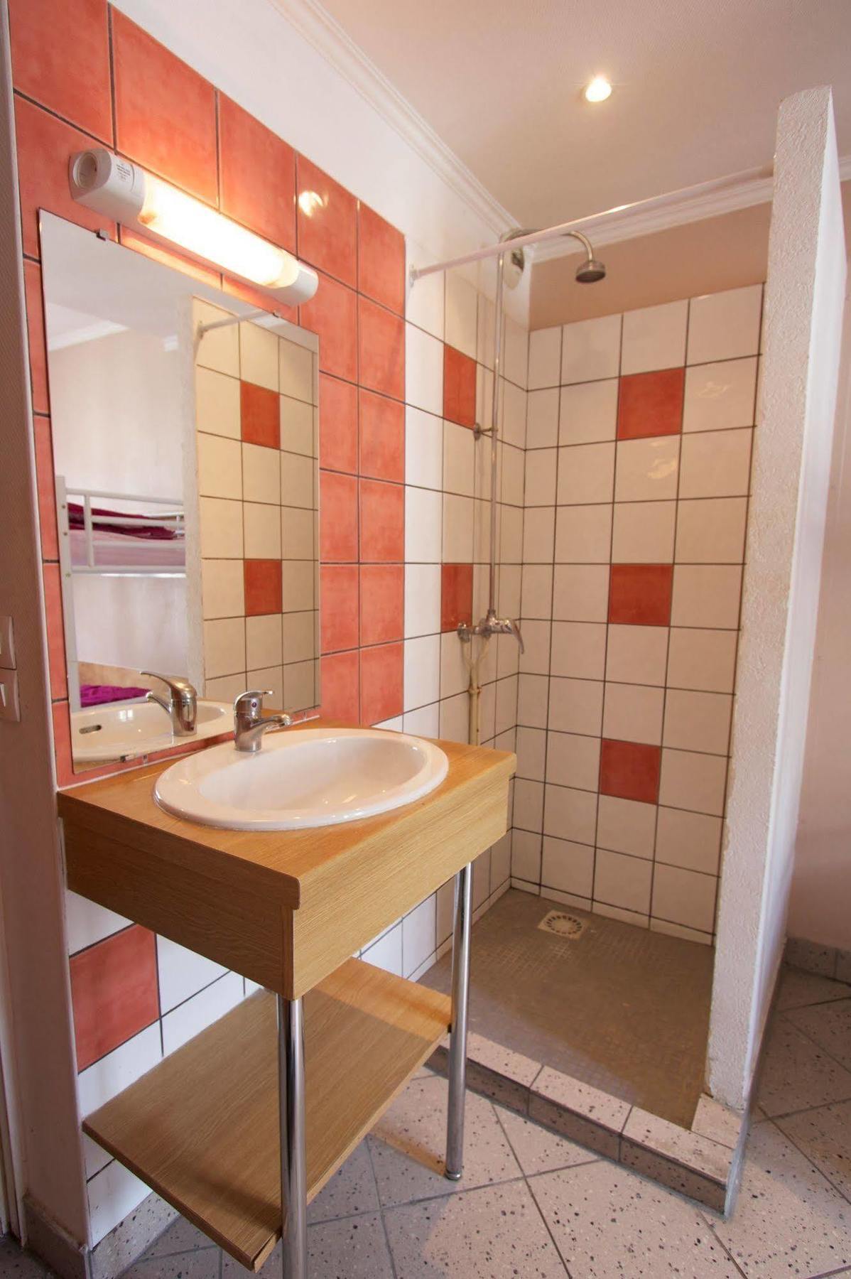 Auberge Internationale Des Jeunes Paris Dış mekan fotoğraf